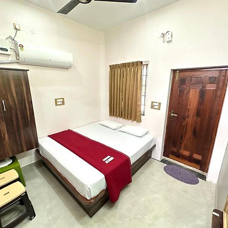 Om Lingeswaran Home Stay Tiruvannāmalai Extérieur photo