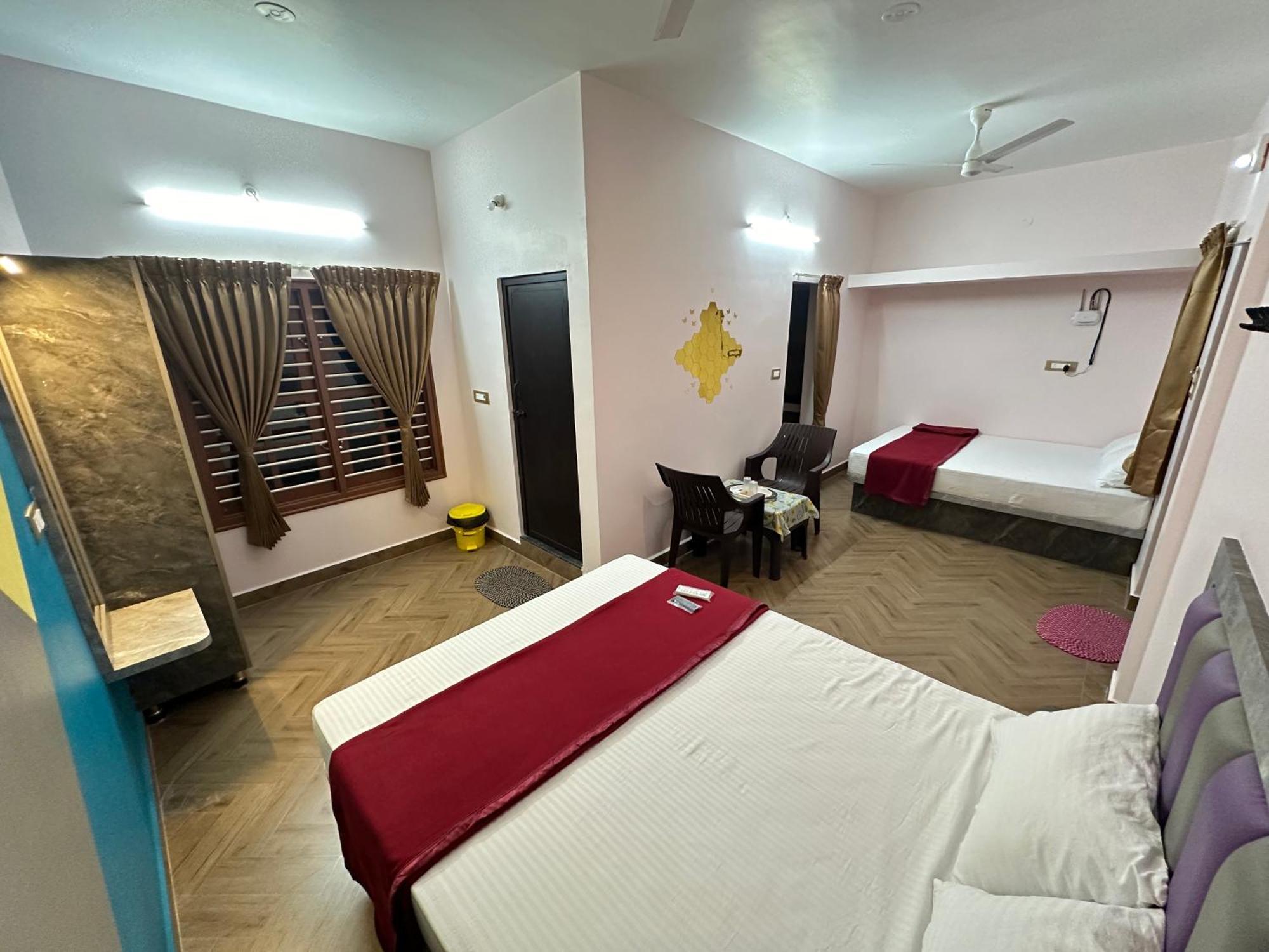 Om Lingeswaran Home Stay Tiruvannāmalai Extérieur photo