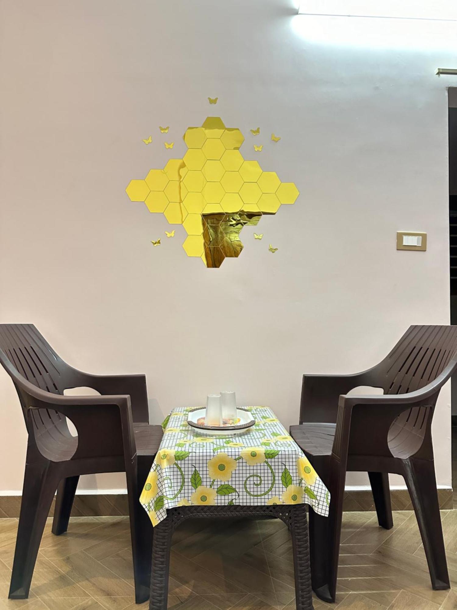 Om Lingeswaran Home Stay Tiruvannāmalai Extérieur photo