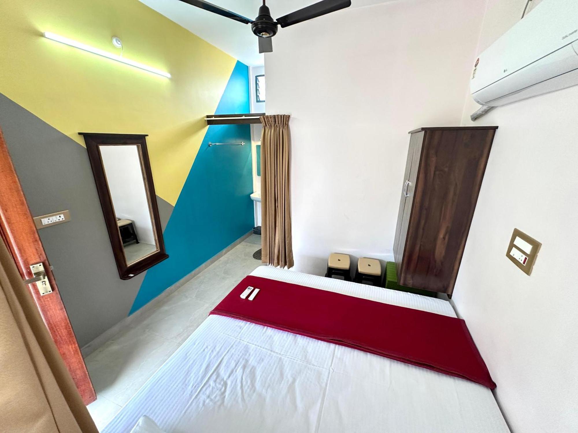 Om Lingeswaran Home Stay Tiruvannāmalai Extérieur photo